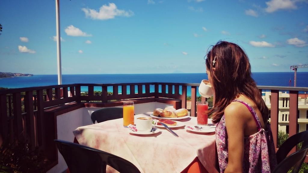 San Carlo - Terrazzo Sul Mare Con Ristorante E Pizzeria Bed & Breakfast Дзамброне Екстериор снимка